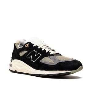 New Balance x Teddy Santis 990 V2 "Black" sneakers